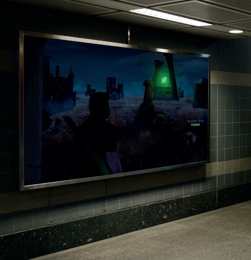 In het station